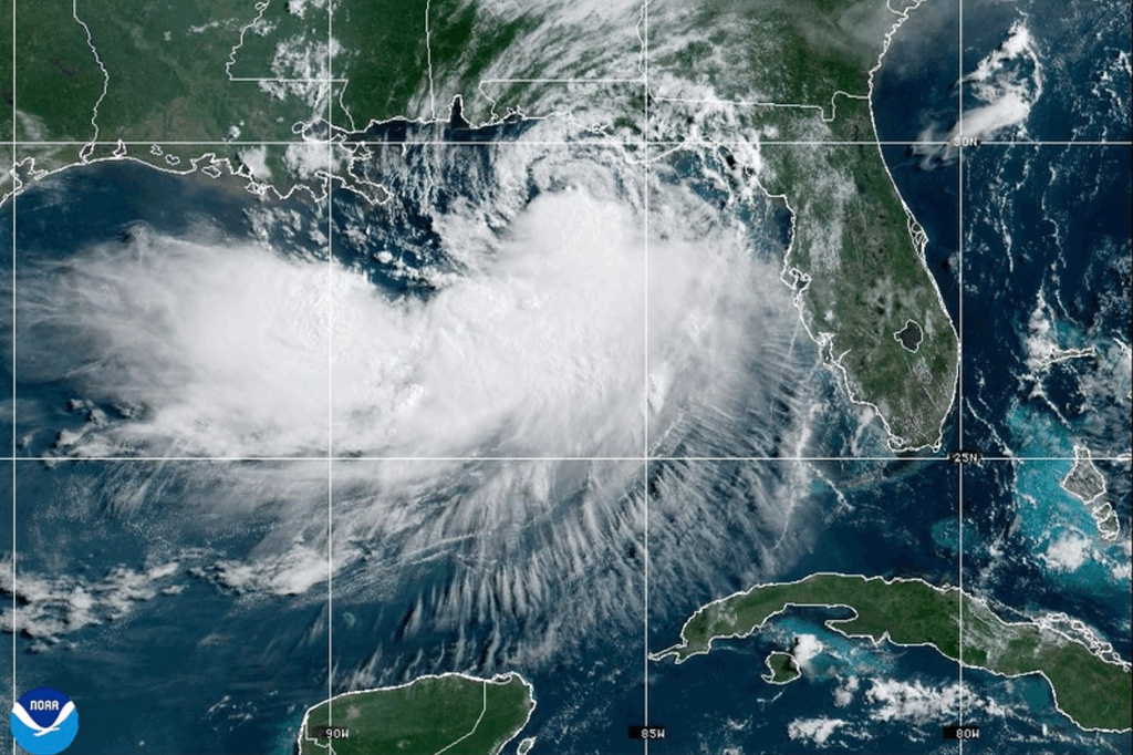 Beaches closed and sandbags filled as Tropical Storm Bertha approaches Gulf Coast
