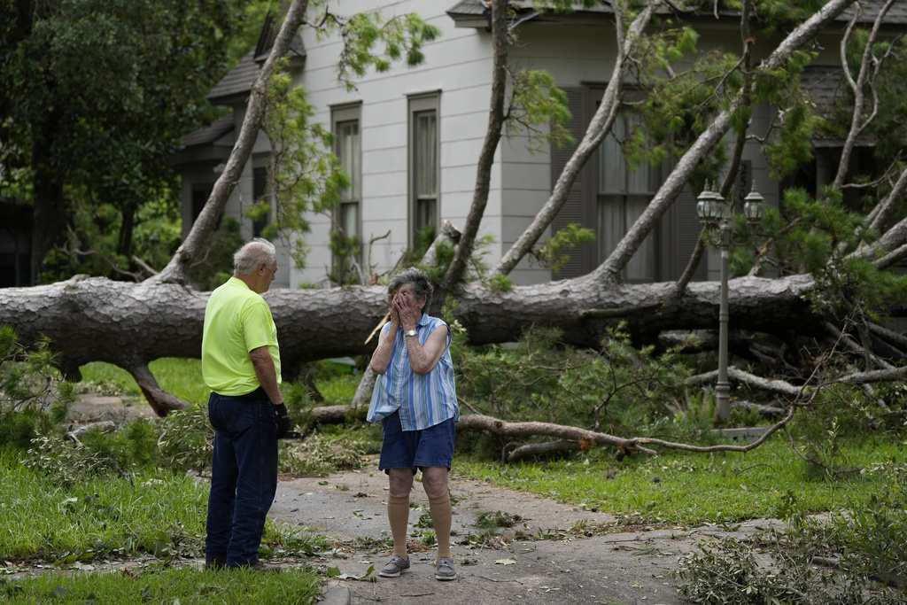 Recovery from Hurricane Beryl underway as storm spawns tornadoes as it moves east