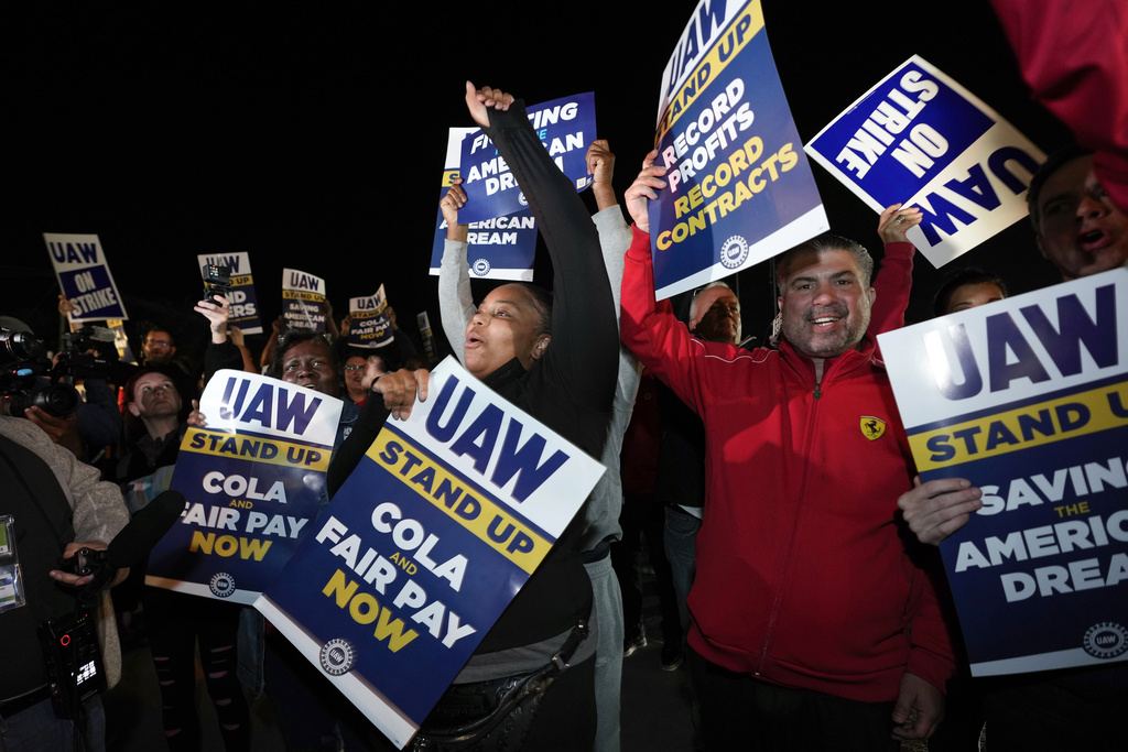 Thousands of UAW workers hit the picket line as contract talks break down