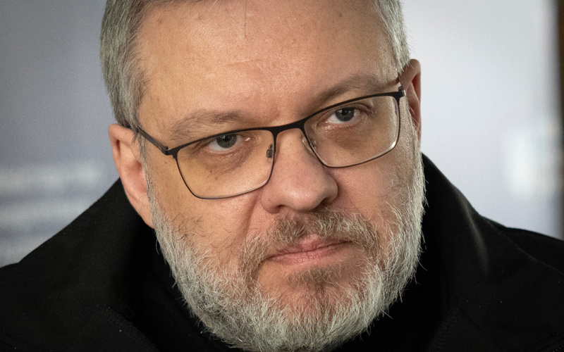 Top Ukrainian ministers resign as the country is rocked by a corruption scandal