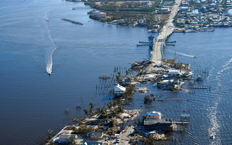 Florida deaths rise to 47 amid struggle to recover from Ian