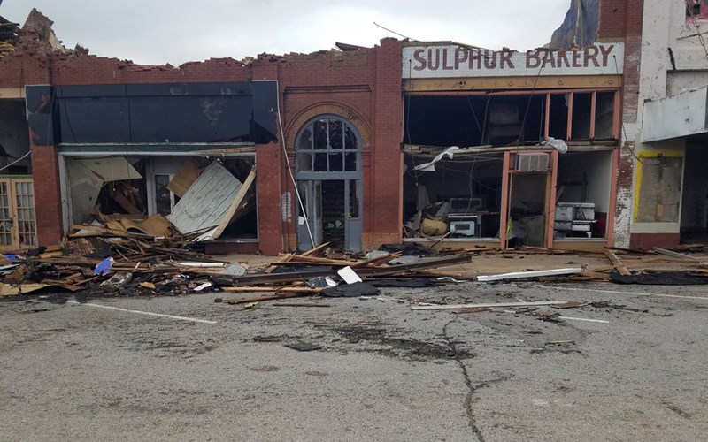 Oklahoma towns begin long cleanup after 4 killed in weekend tornadoes
