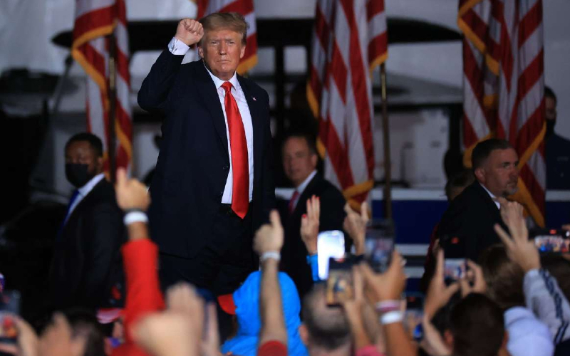 Trump stumped for Brooks but crowd showed up for him