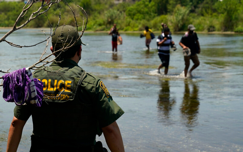 No ebb, just flow at the border