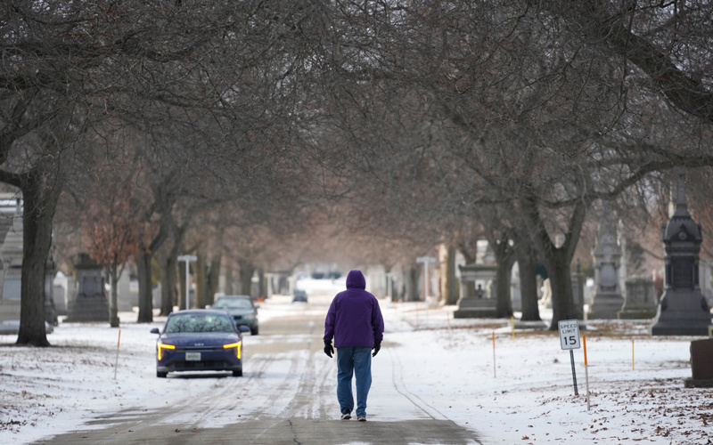 Millions of Americans prepare for potentially catastrophic ice storm