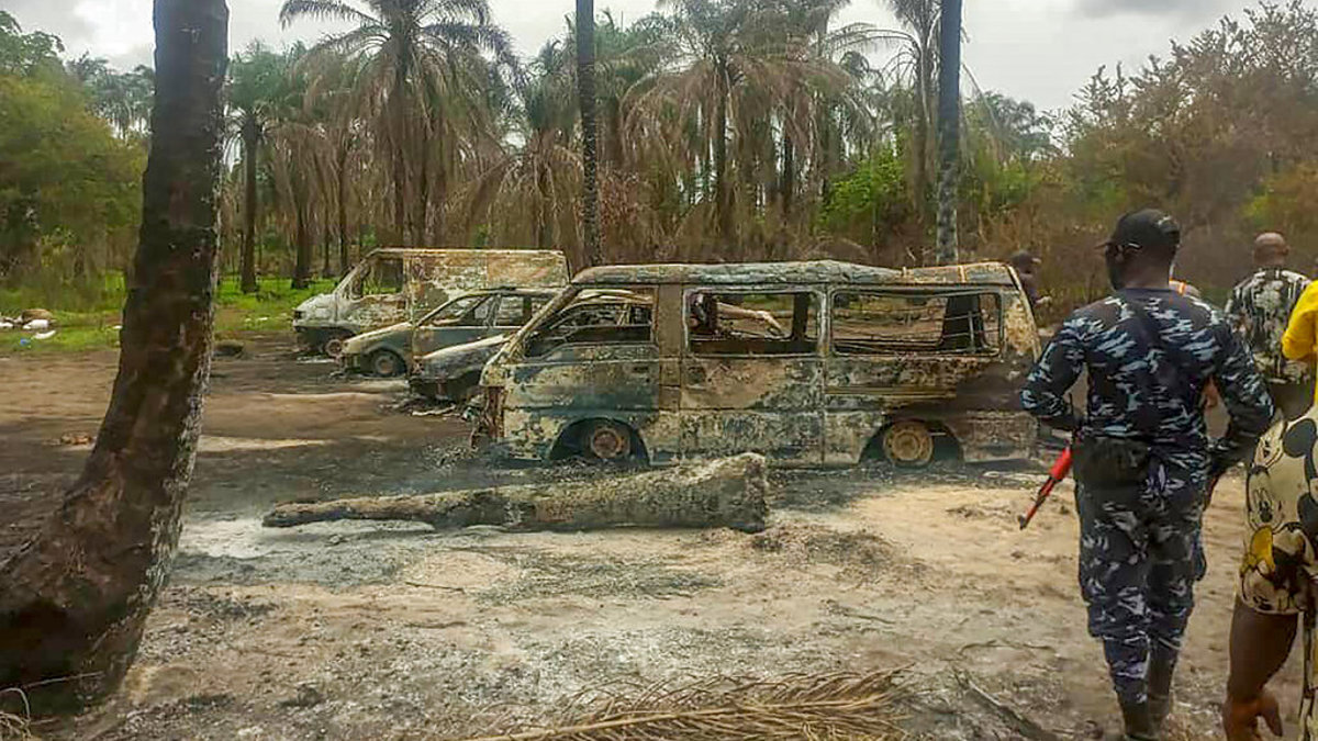 Manhunt on for suspects as 100 die in Nigeria refinery blast - Vimarsana News