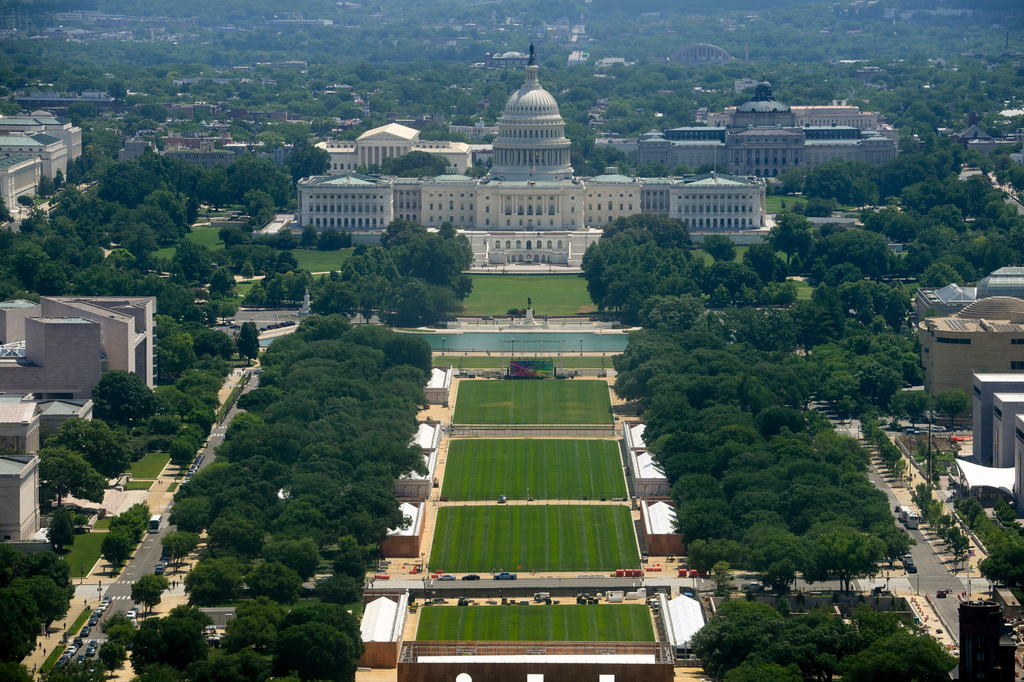 Poll: Fewer Americans say democracy is central to country's identity