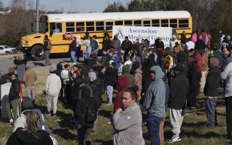 2 dead after shooting at Nashville area high school