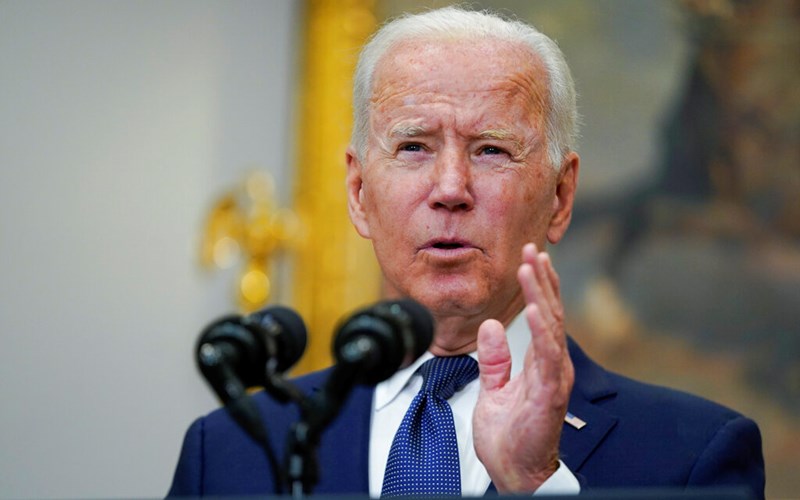 Biden jokes about accusations … Republicans not laughing
