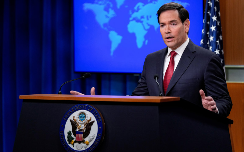 EU warns of possible action after the US bars 5 Europeans accused of censorship