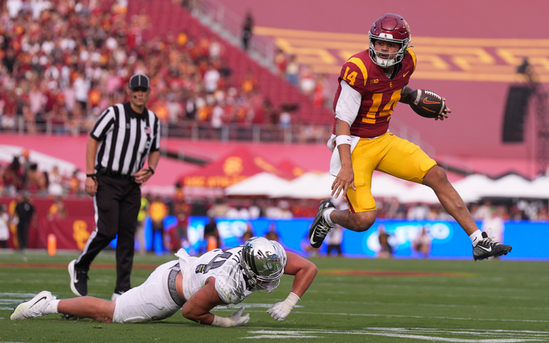Senate nears vote on college sports bill that would rein in athlete payments and transfers