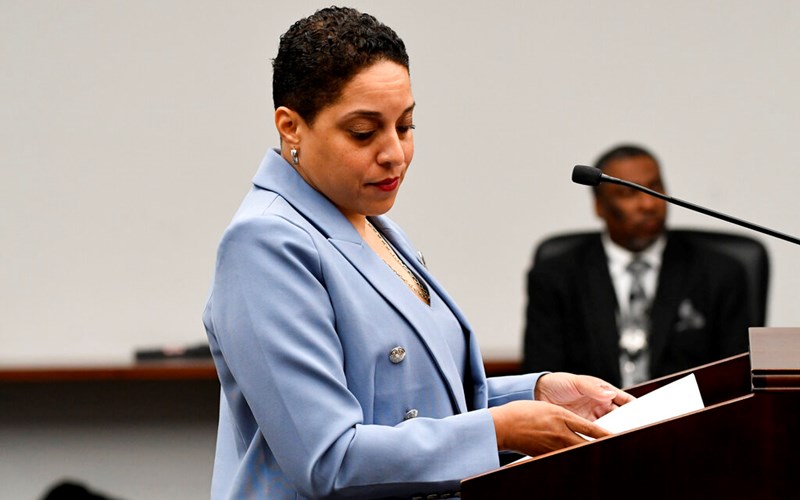 Grand jurors: Actions of St Louis Democrat prosecutor  'reprehensible'