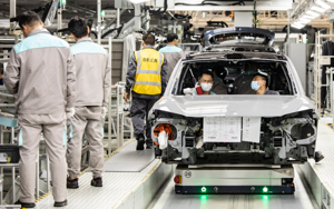 Bipartisan bill in Congress aims to ban China's 'spy packages on wheels'