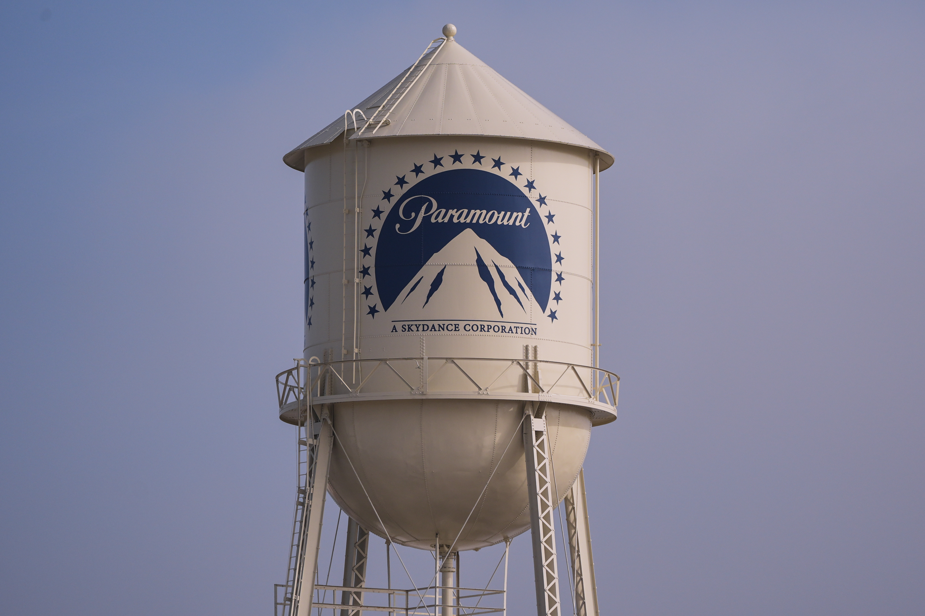 States settle lawsuit over Paramount-Warner merger, clearing key hurdle for $81 billion deal