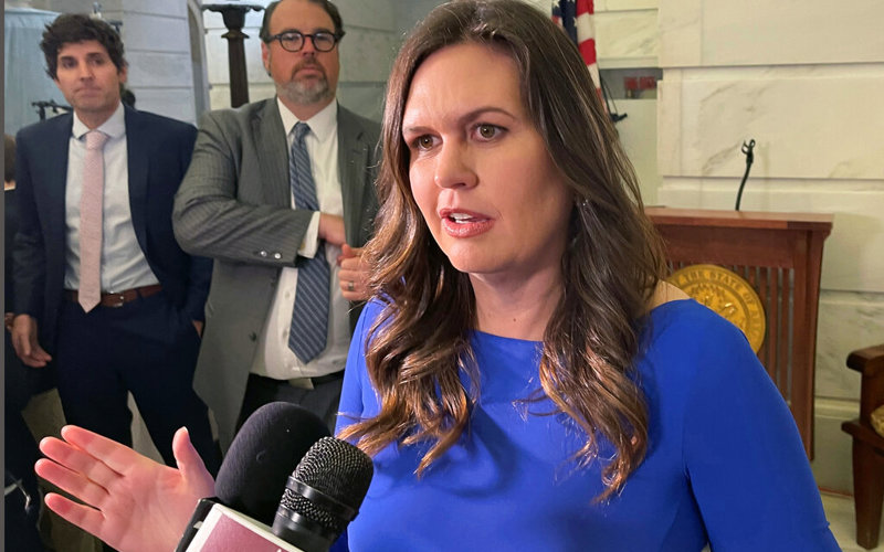 Café incident with Sanders seen as spillover of simmering cultural tensions