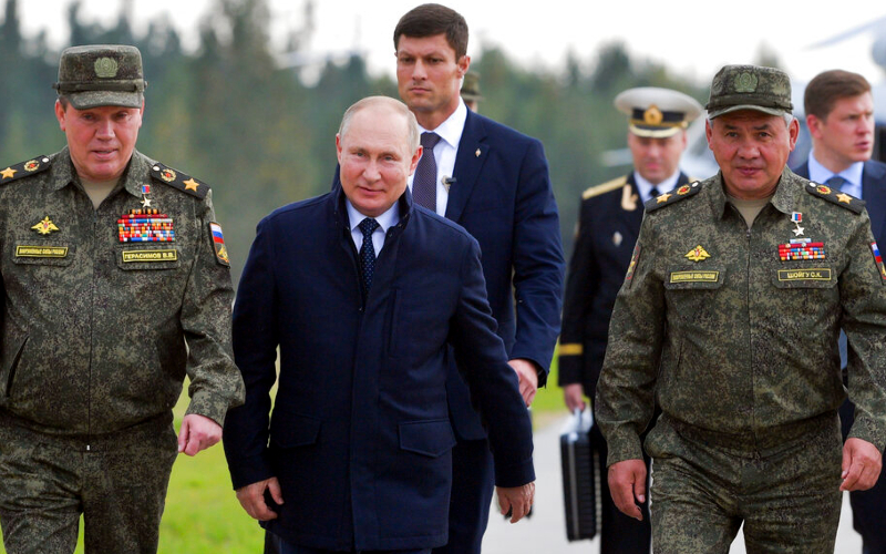 Russian generals can 'deescalate' with a nuke but will Putin really do it?