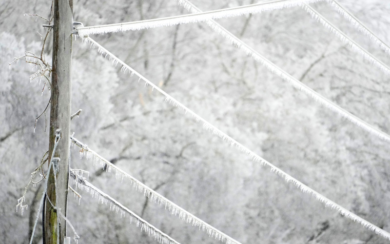 Northeast sees more snow from colossal winter storm, at least 13 deaths reported