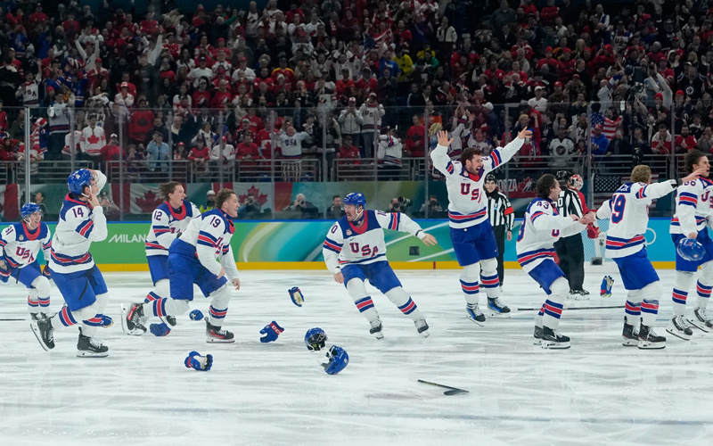 United States celebrates men's hockey gold win at Olympics