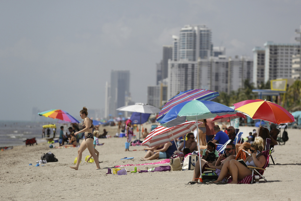 Florida's population hits new high of 23 million