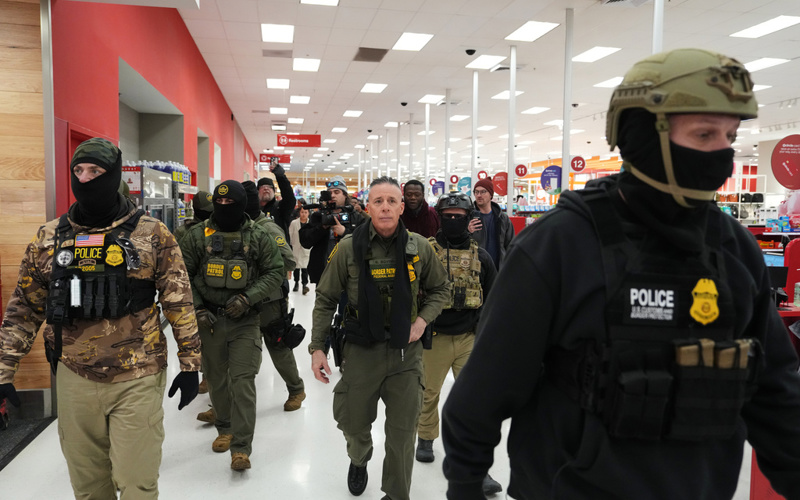 Trump reshuffles the leadership of his Minneapolis crackdown against illegals