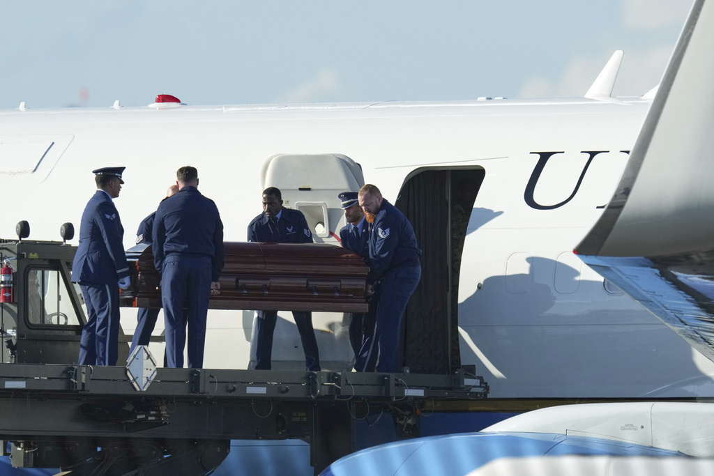 Vance arrives in Arizona with Charlie Kirk's casket aboard Air Force Two