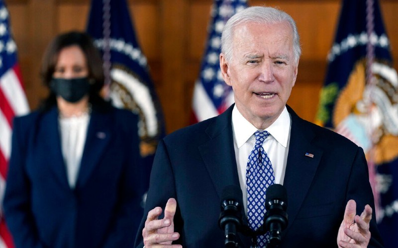 How long can Biden-Harris hang in there?