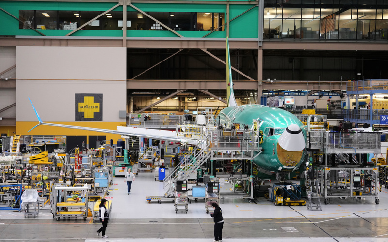 Trump says China will buy 200 planes from Boeing, and possibly hundreds more