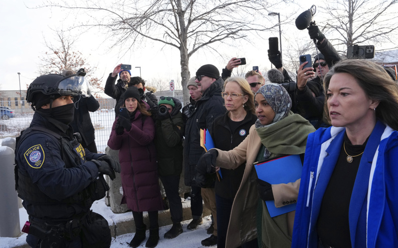 Judge upholds DHS policy on visits by Congress members to ICE facilities