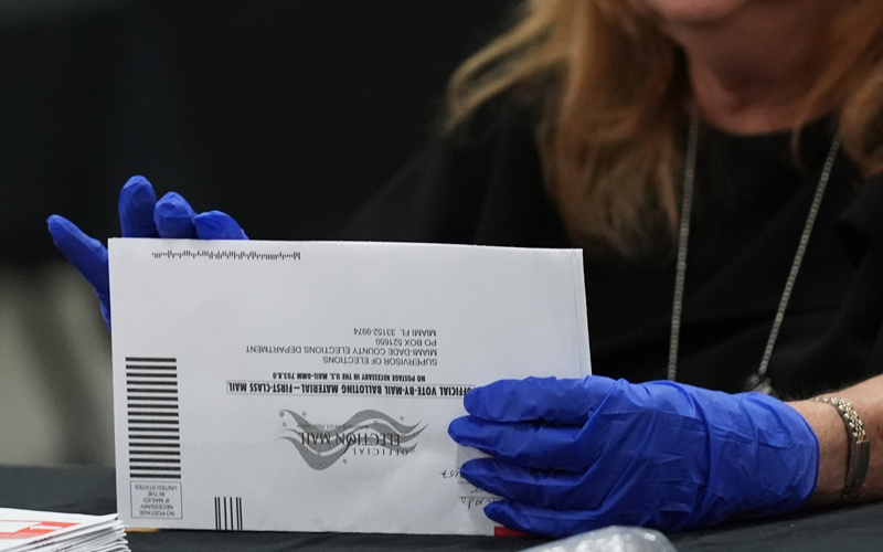 Obama judge issues latest ruling against Trump mail ballot executive order