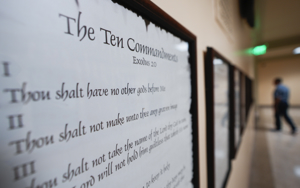 Texas legislators support Ten Commandments law as court date nears