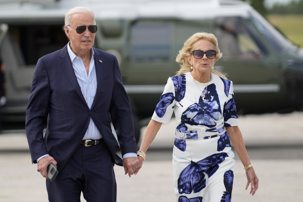 Biden family urges him to stay in the race