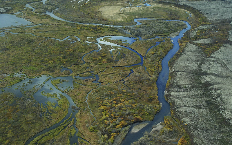 Search underway in Alaska for plane carrying 10 people