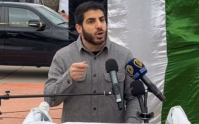 In detailed warning, ex-Muslim warns 'Death to America' chant not just a cultural sing-along