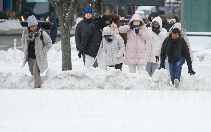 Blizzard warnings cascade across East Coast with winter storm's approach