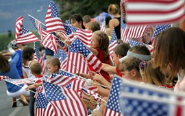 Students urged to be patriotic, ignore 'phobia' over red, white, and blue
