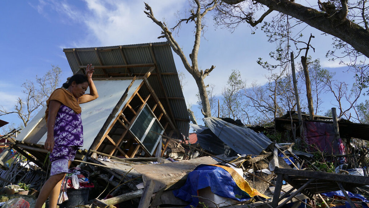 Typhoon leaves 31 dead, many homes roofless in Philippines - Vimarsana News