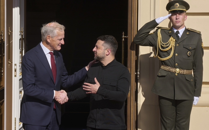 Trump envoy says officials working 'very, very hard' on ending Russia-Ukraine war