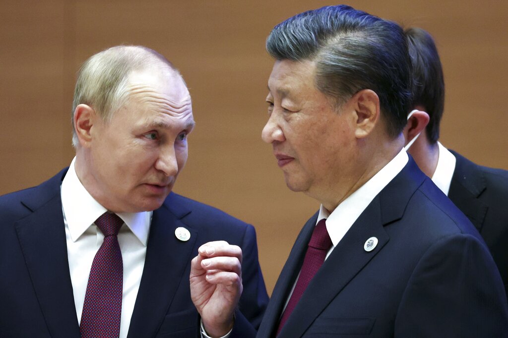 Russia, China agree to expand security ties