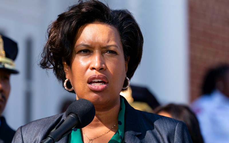 Now that criminals outnumber lobbyists, D.C. mayor wants to 'reverse' city's anti-cop policy