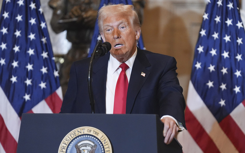 Trump urges Americans to 'bring God back into our lives' in National Prayer Breakfast speech