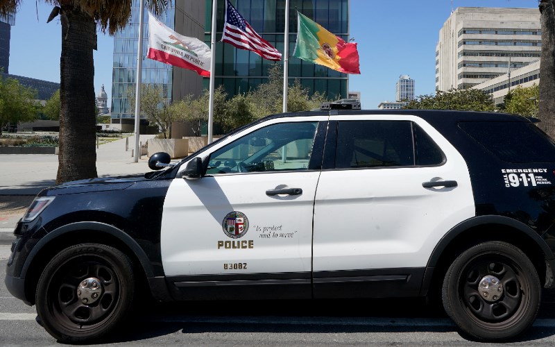 LAPD criticized for handing badge and gun to illegal aliens