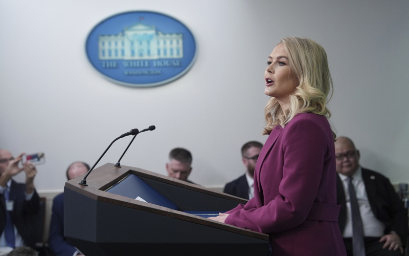 Trump's press secretary hosts her first media briefing