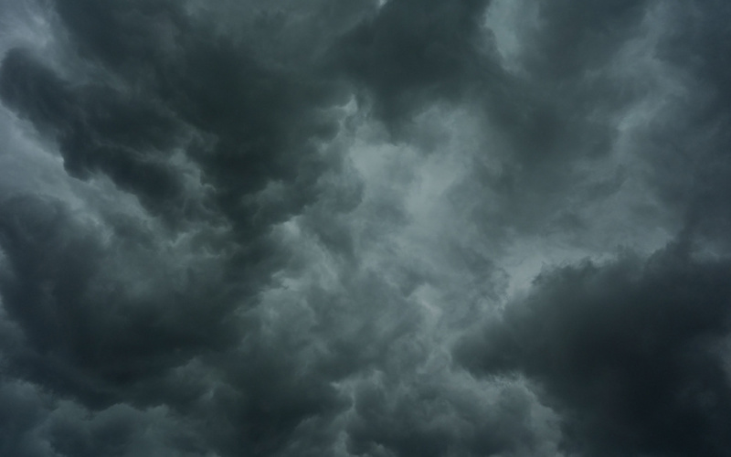Severe weather pounds Illinois and Indiana, knocking out power for thousands