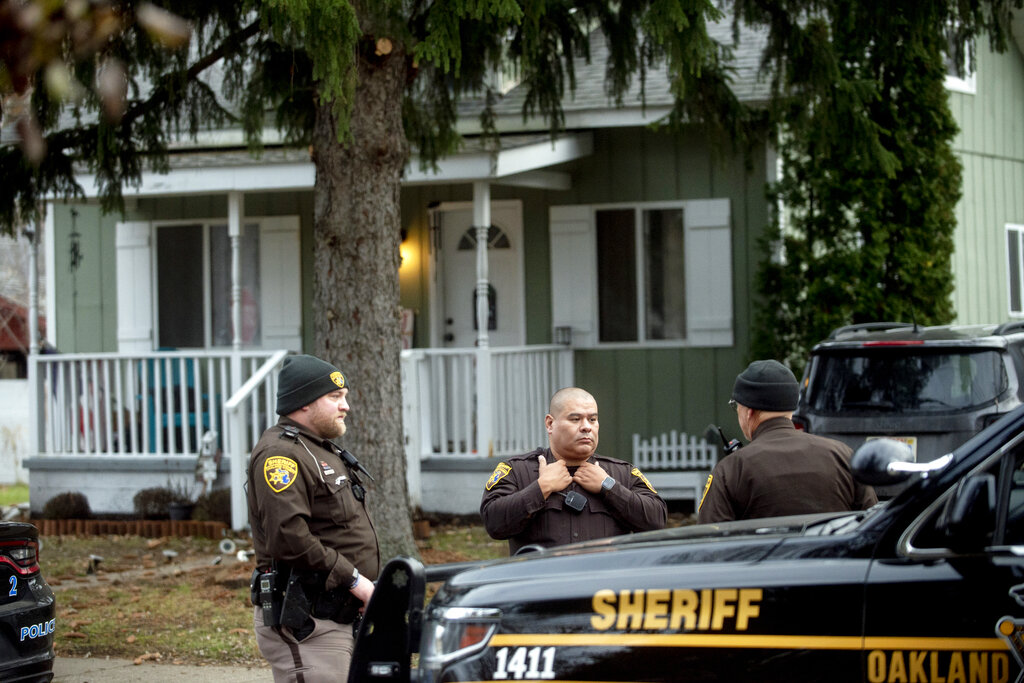 Lawyer: Artist didn't know Michigan parents stayed in studio