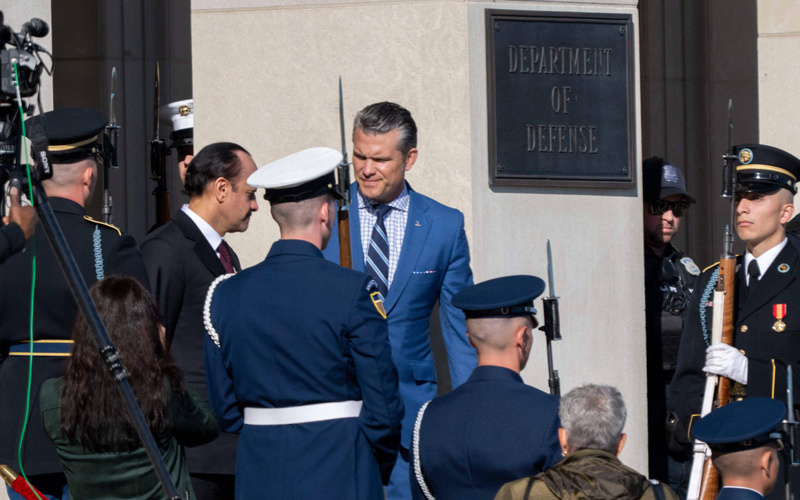 FBI seeks interviews with Democrats who urged US troops to defy illegal orders