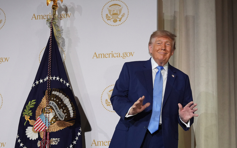 Trump unveils new government AI-driven website