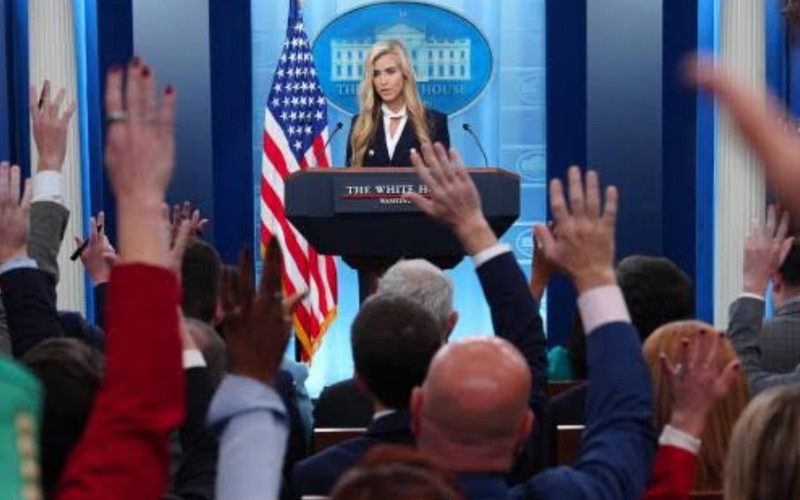 Noting the timing, Filitti says White House needs unified message as reports say Zacharia will step down