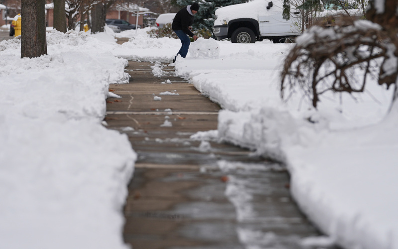 The first big snowstorm of the winter hits the Northeast