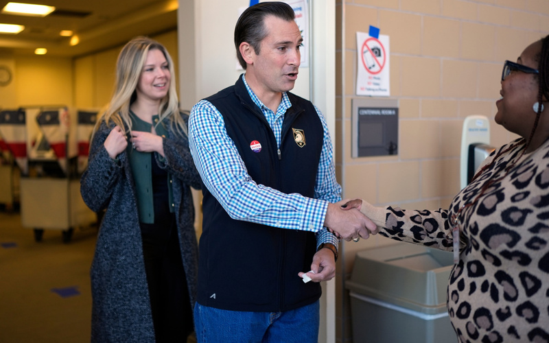 Voters head to the polls in Tennessee special House election