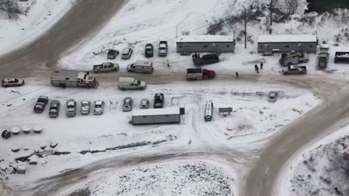 Worker dies after roof collapses at Pennsylvania stone mine - Vimarsana News